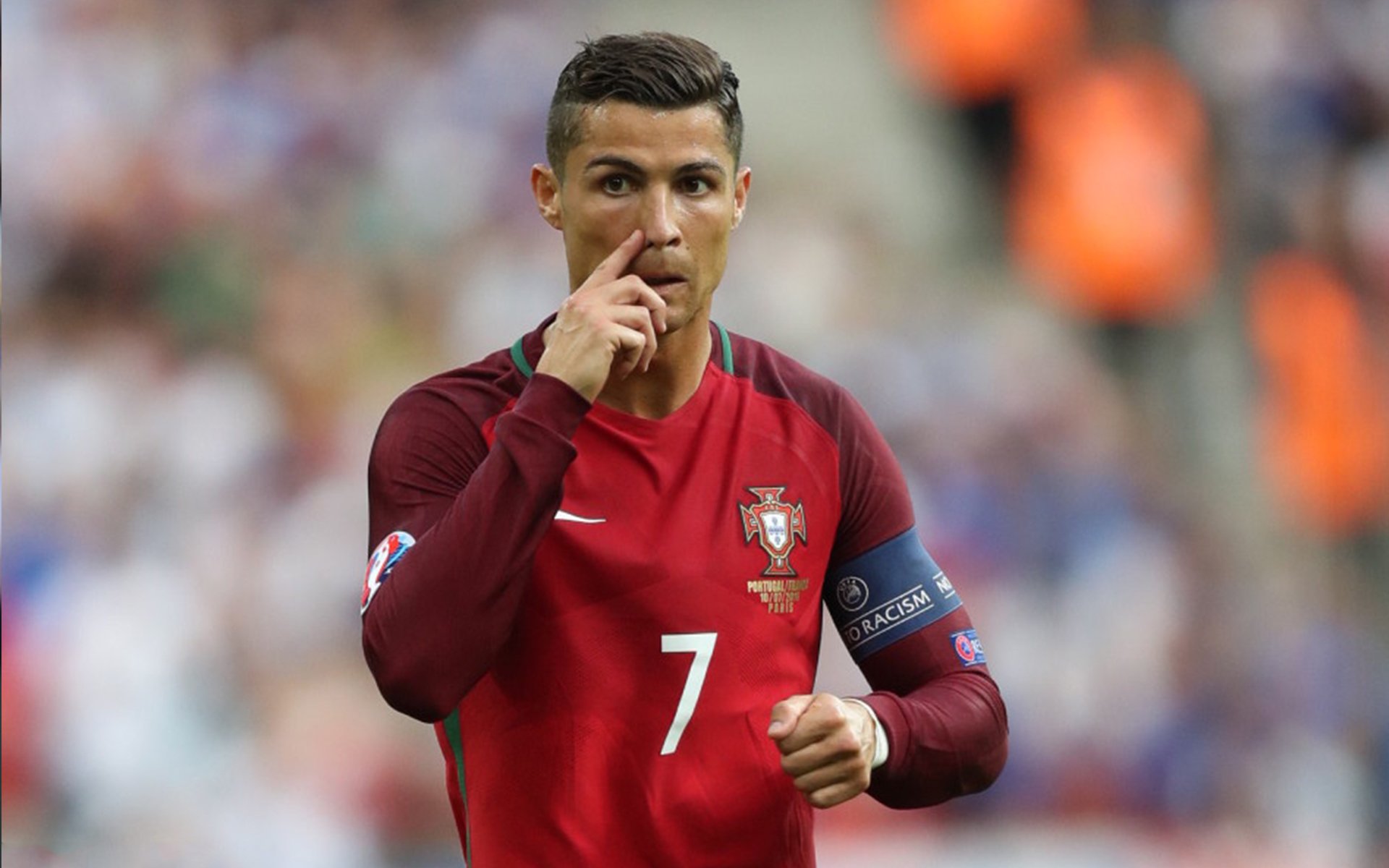 “天生的竞速者”——顶尖豪车的极限性能展示，豪华竞速技巧